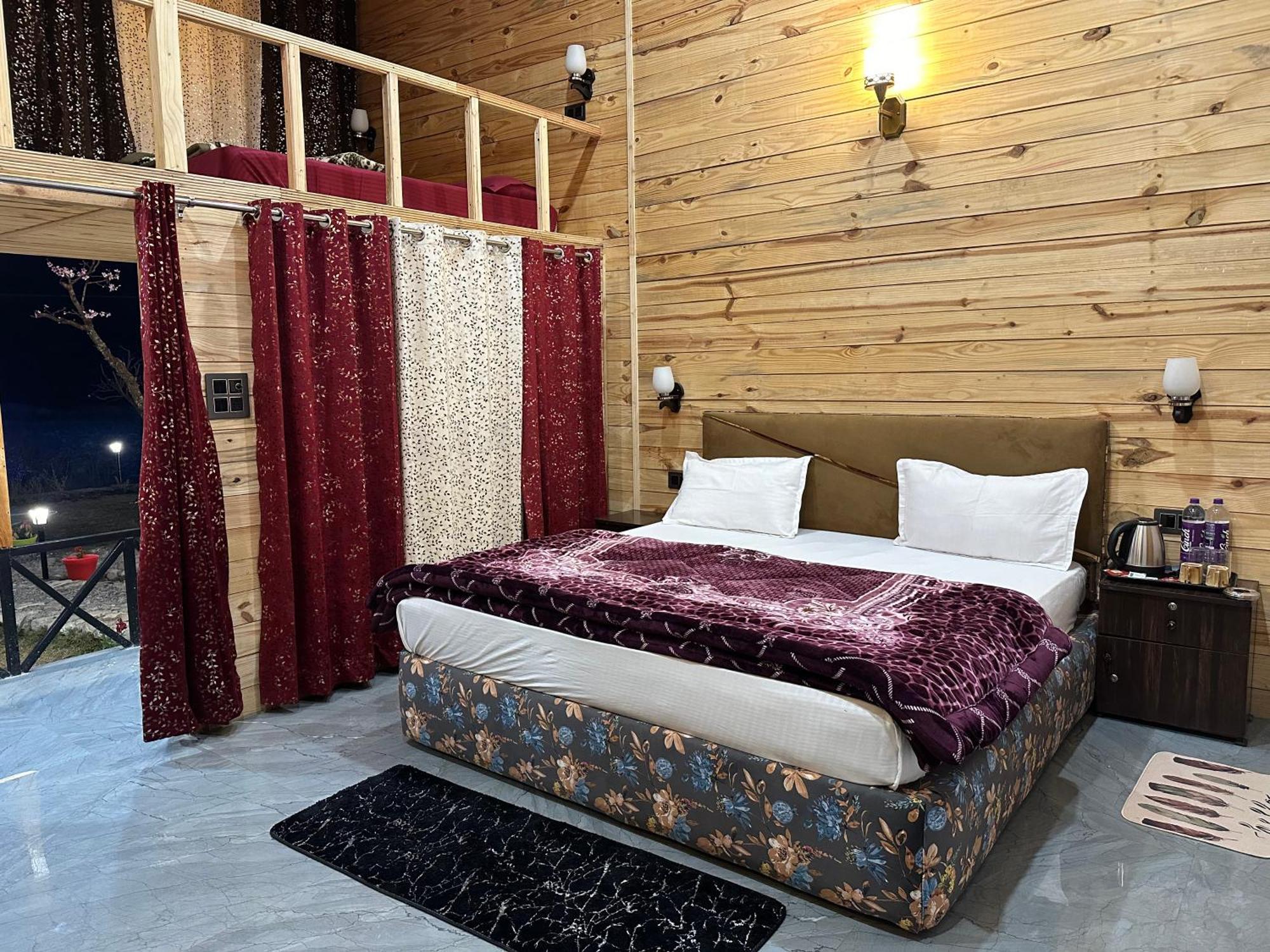Cabana Riverside Resort - Kainchi Dham Nainital Extérieur photo